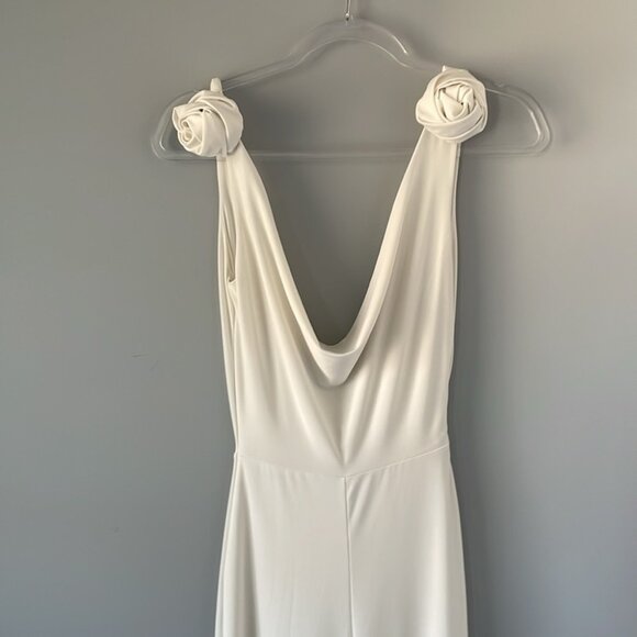 WHITE COWL-NECK JUMPSUIT WITH CORSAGES AND LACE DETAIL - Picture 7 of 9